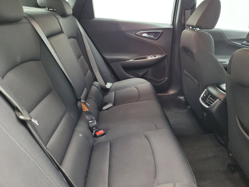 Used 2021 Chevrolet Malibu LT image 19