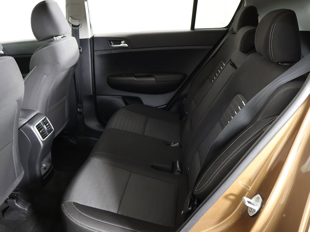 Used 2019 Kia Sportage LX w/ Option Group 017 FWD image 31