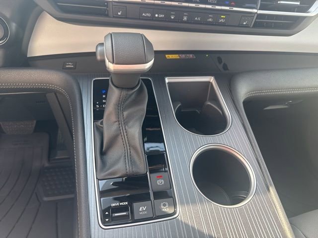 Certified 2026 Toyota Sienna XLE FWD image 19