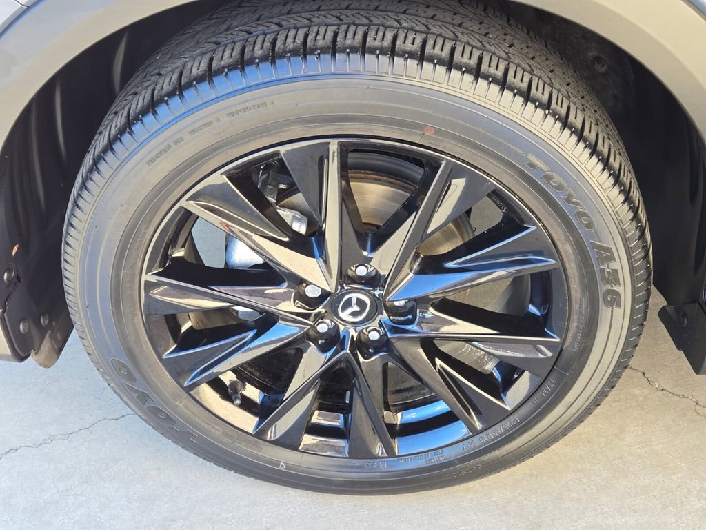Used 2023 MAZDA CX-5 Carbon Edition image 12