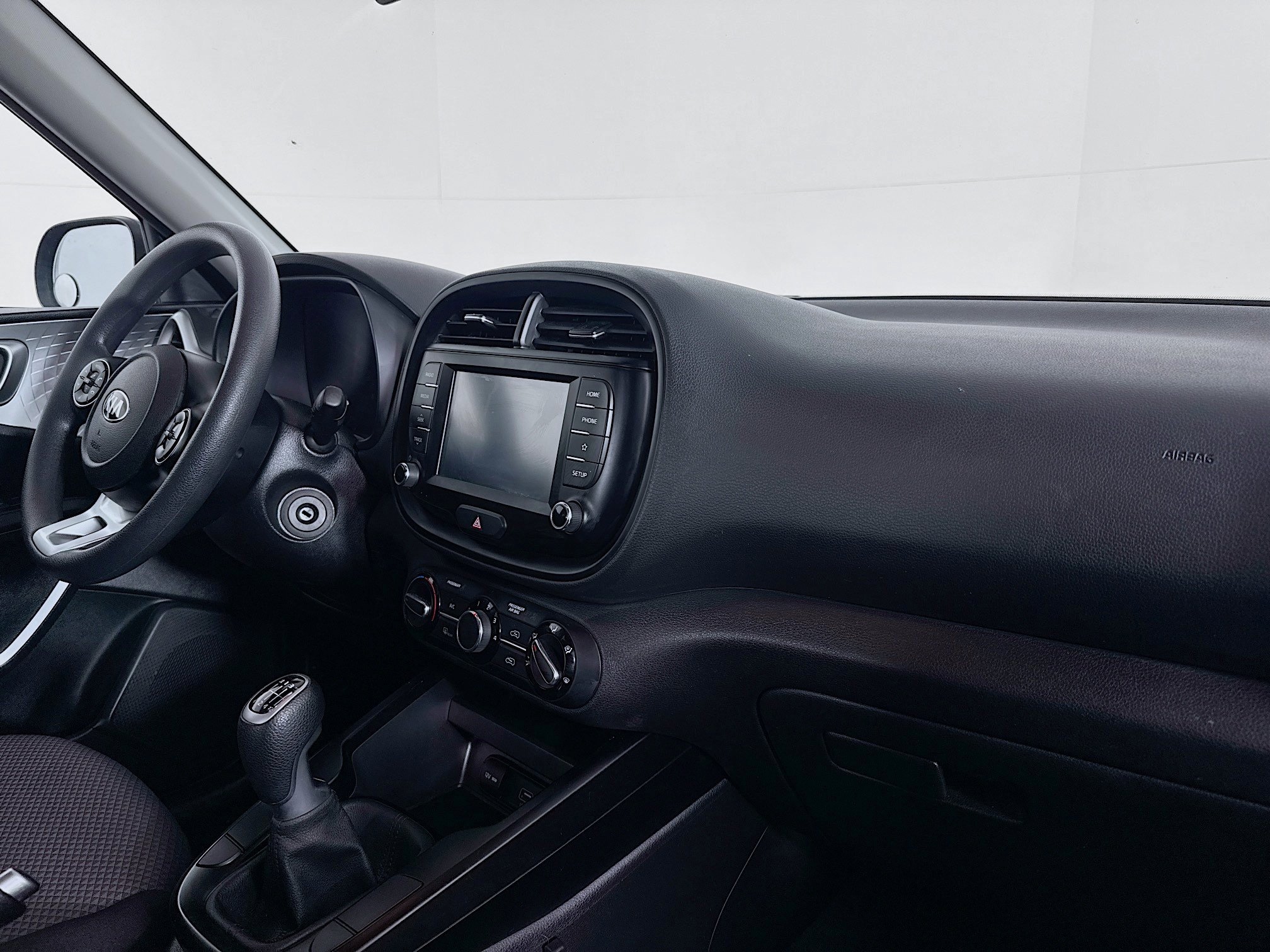 Used 2021 Kia Soul LX image 28