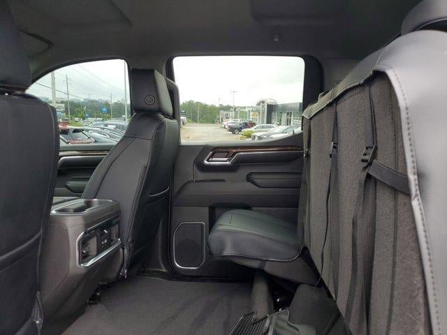 Used 2023 GMC Sierra 1500 Elevation w/ X31 Off-Road Package AWD/4WD image 10