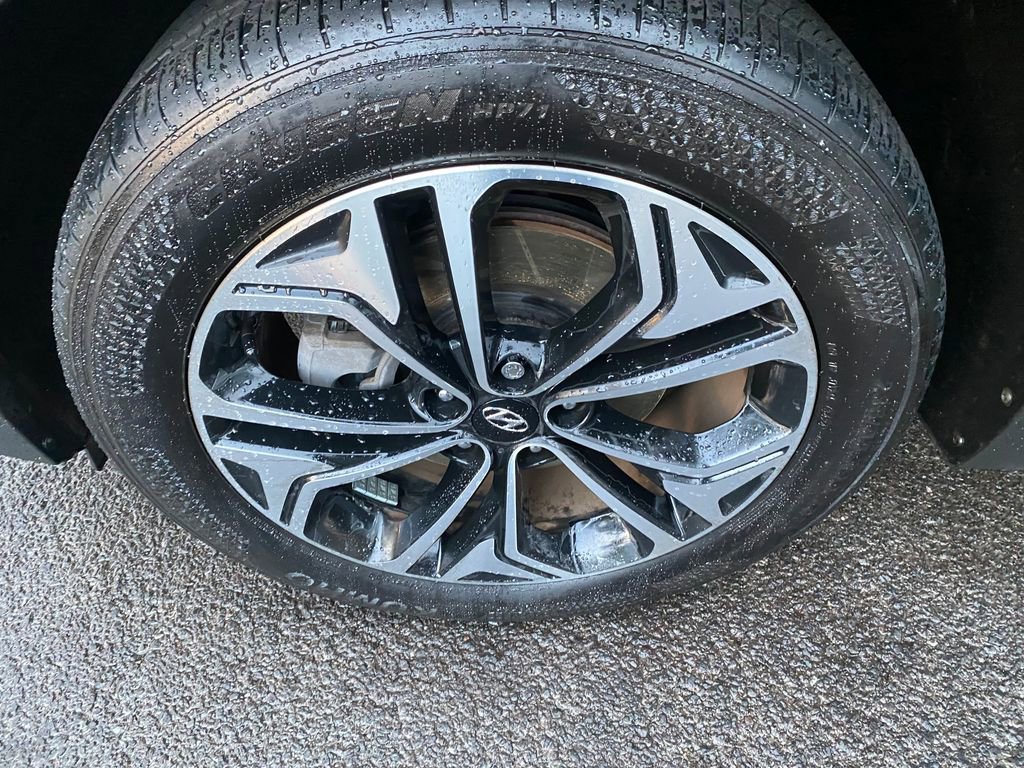 Used 2020 Hyundai Santa Fe Limited w/ Cargo Package image 8