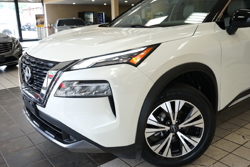 Used 2023 Nissan Rogue SL AWD/4WD image 21