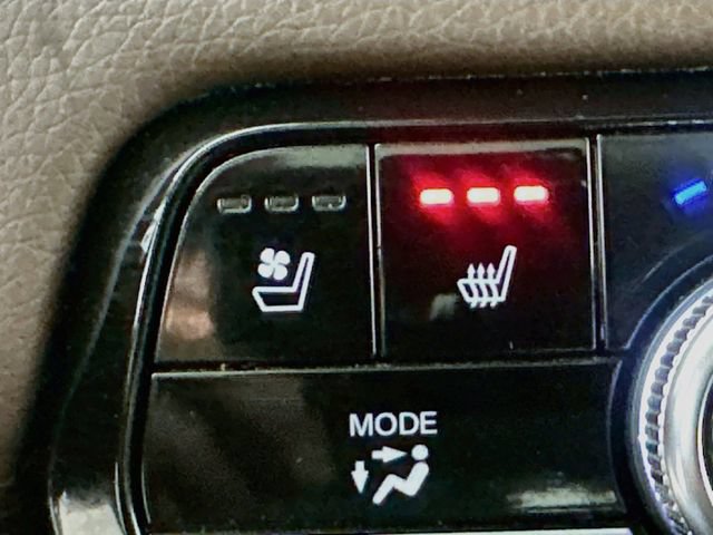 Used 2023 Honda Pilot Elite image 17