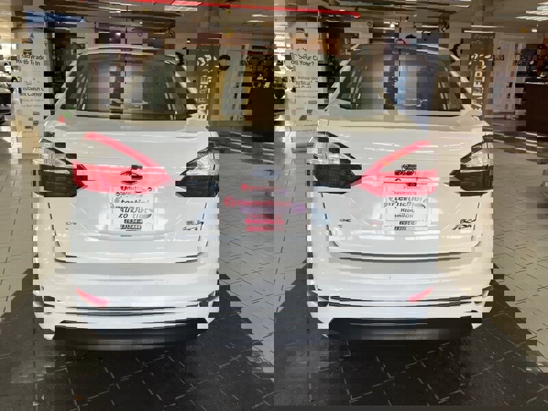 Used 2018 Ford Fiesta SE image 5