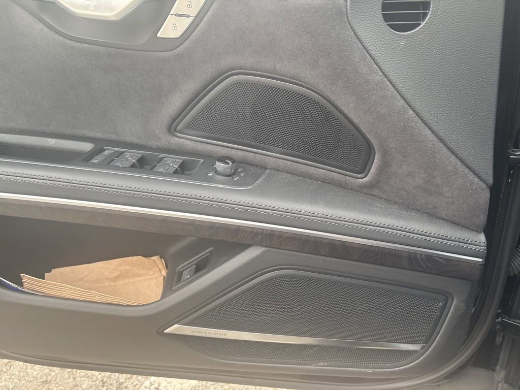 Used 2024 Audi A8 L 3.0T w/ Comfort Plus Package image 9