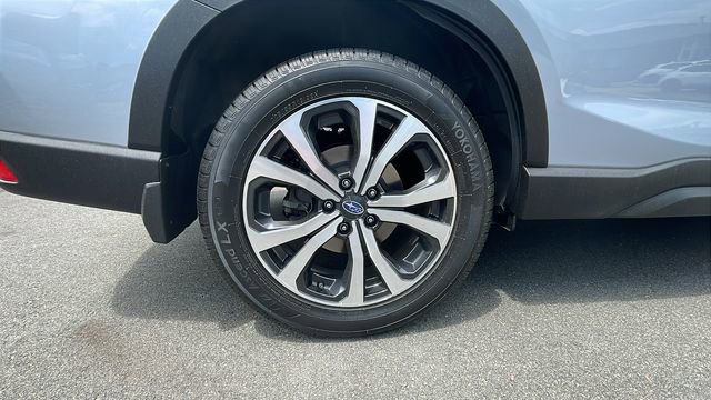 Used 2023 Subaru Forester Limited AWD/4WD image 9