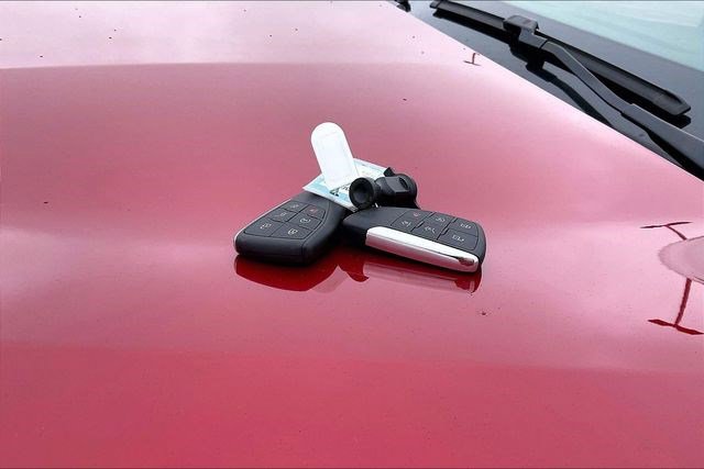 Used 2023 Chevrolet Tahoe RST w/ RST Performance Edition image 12