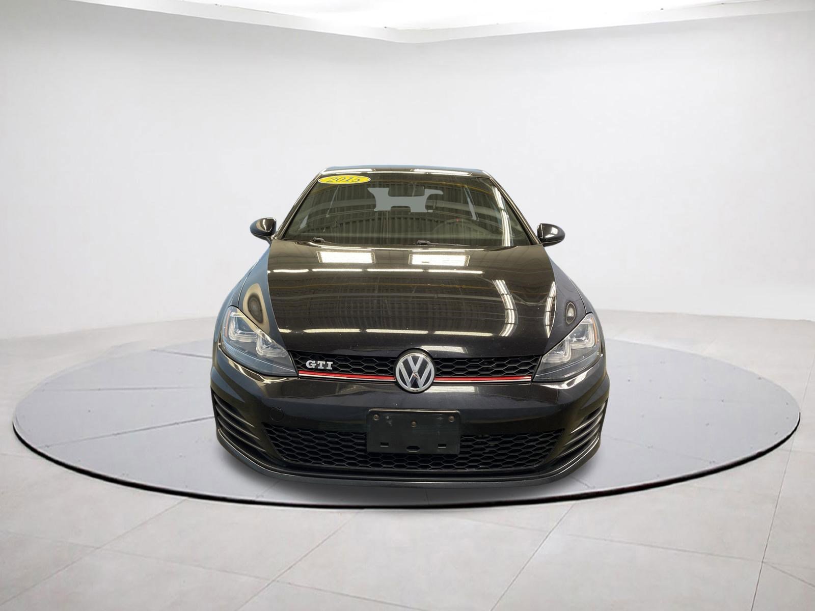 Used 2015 Volkswagen GTI S FWD image 2