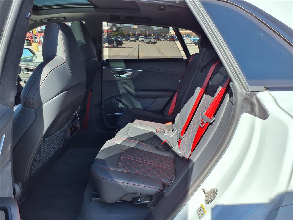 New 2027 Audi SQ8 Prestige AWD/4WD image 13