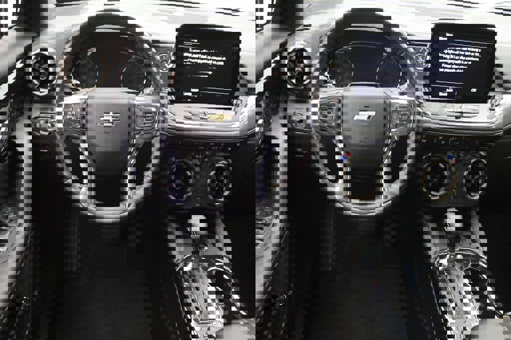 Used 2023 Chevrolet Blazer Premier w/ Enhanced Convenience Package image 14