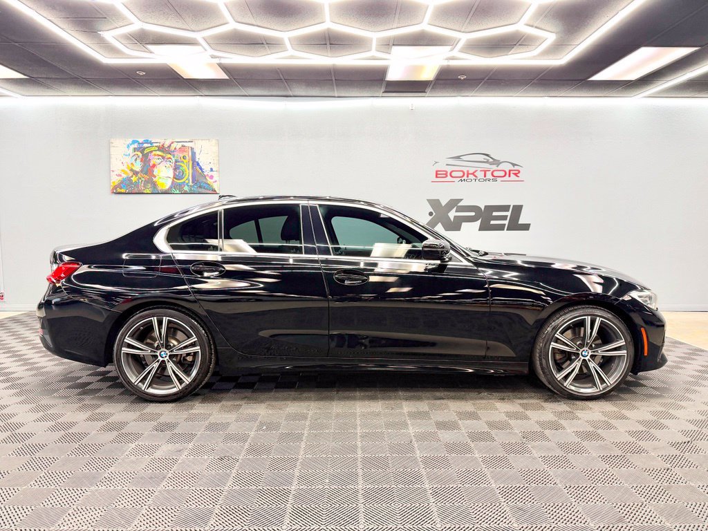 Used 2021 BMW 330i Sedan w/ Convenience Package RWD image 16