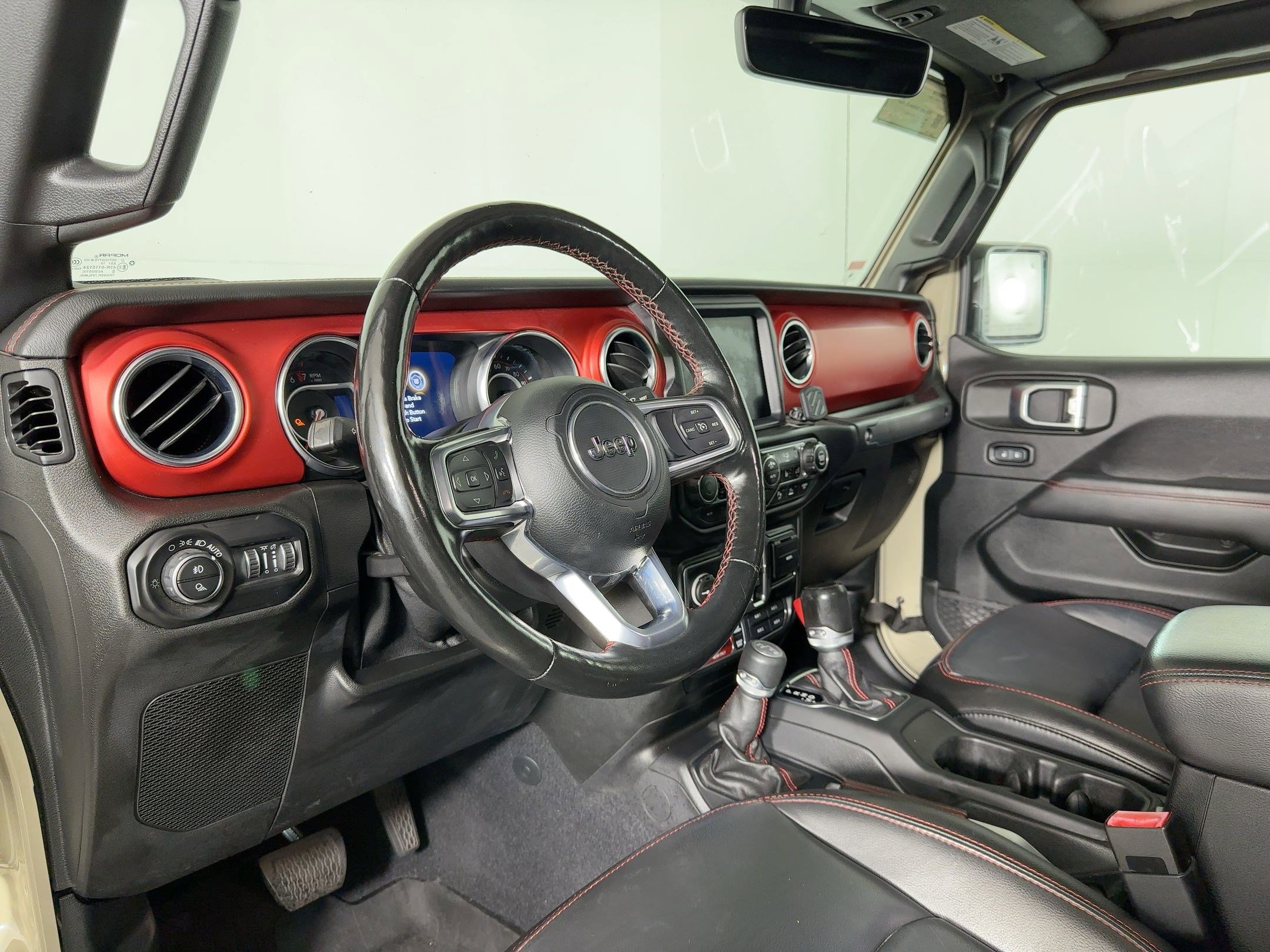 Used 2020 Jeep Gladiator Rubicon image 4