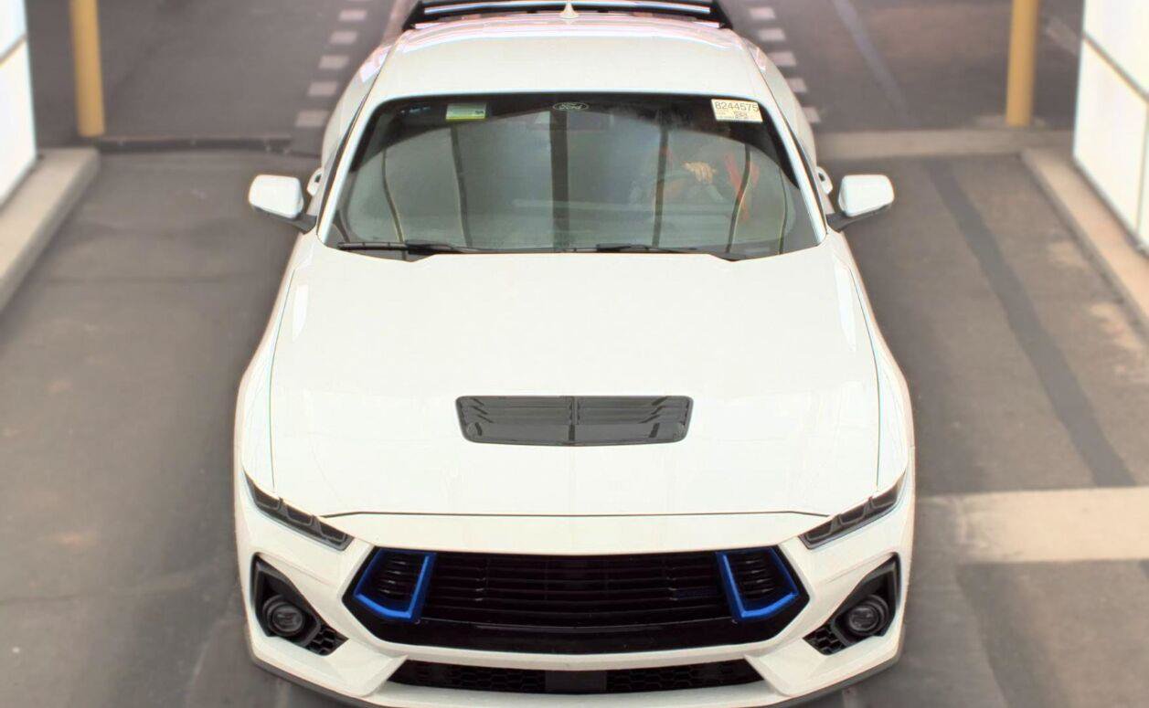 Used 2024 Ford Mustang GT Premium RWD image 19