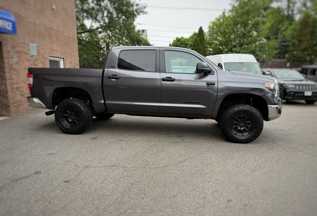 Used 2020 Toyota Tundra SR5 RWD image 4