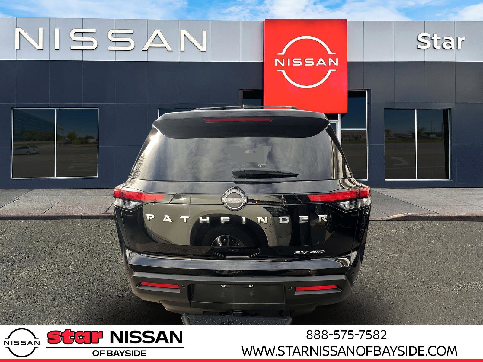 Certified 2022 Nissan Pathfinder SV w/ SV Premium Package image 5