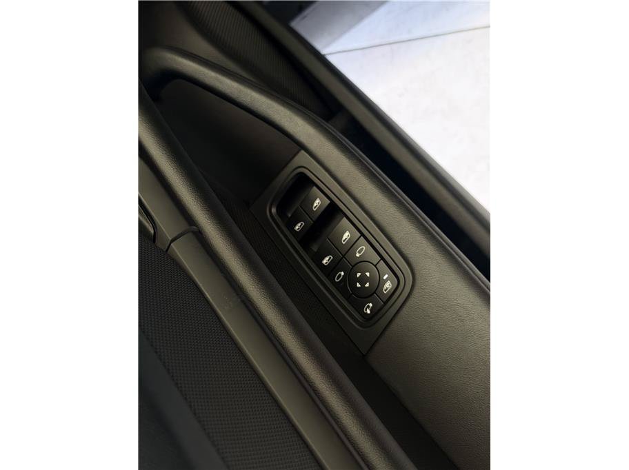 Used 2023 Porsche Taycan w/ Premium Package RWD image 11