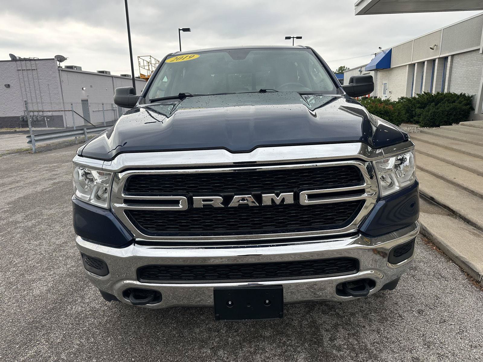 Used 2019 RAM 1500 Tradesman w/ SXT Appearance Group AWD/4WD image 5