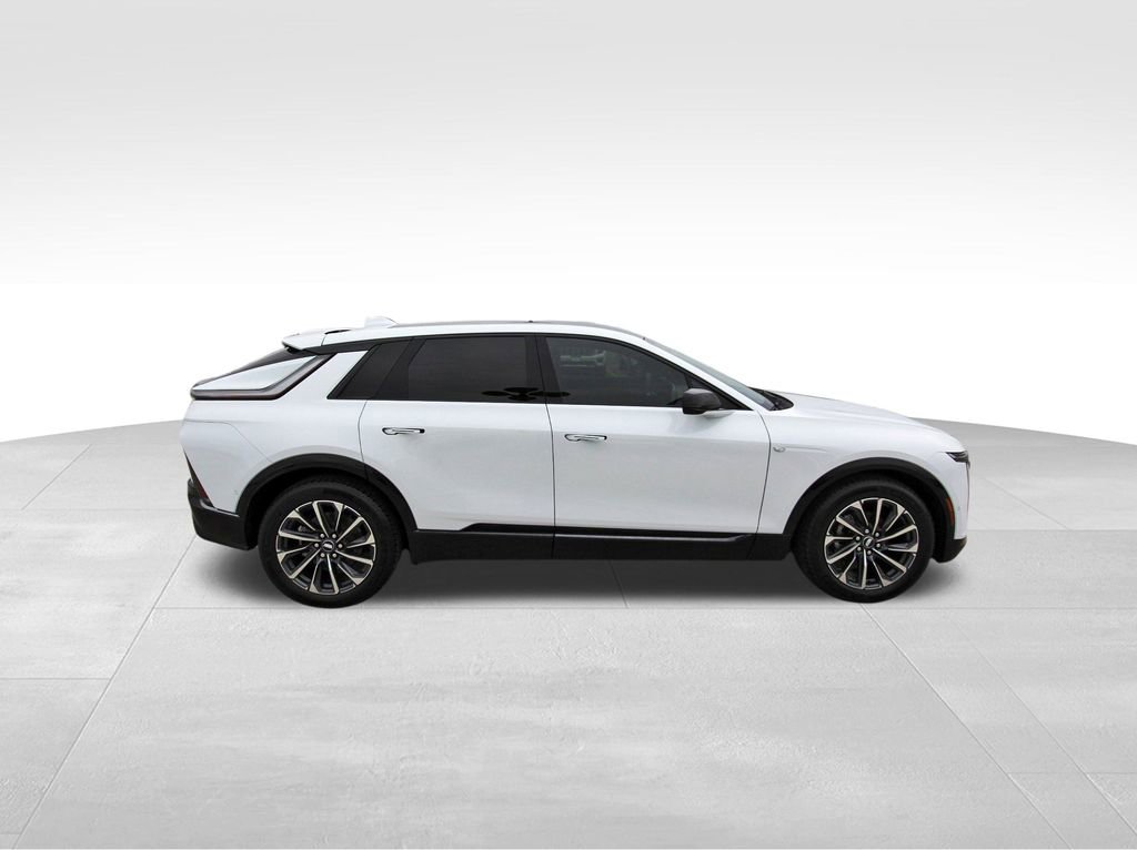 New 2026 Cadillac Lyriq Sport image 5