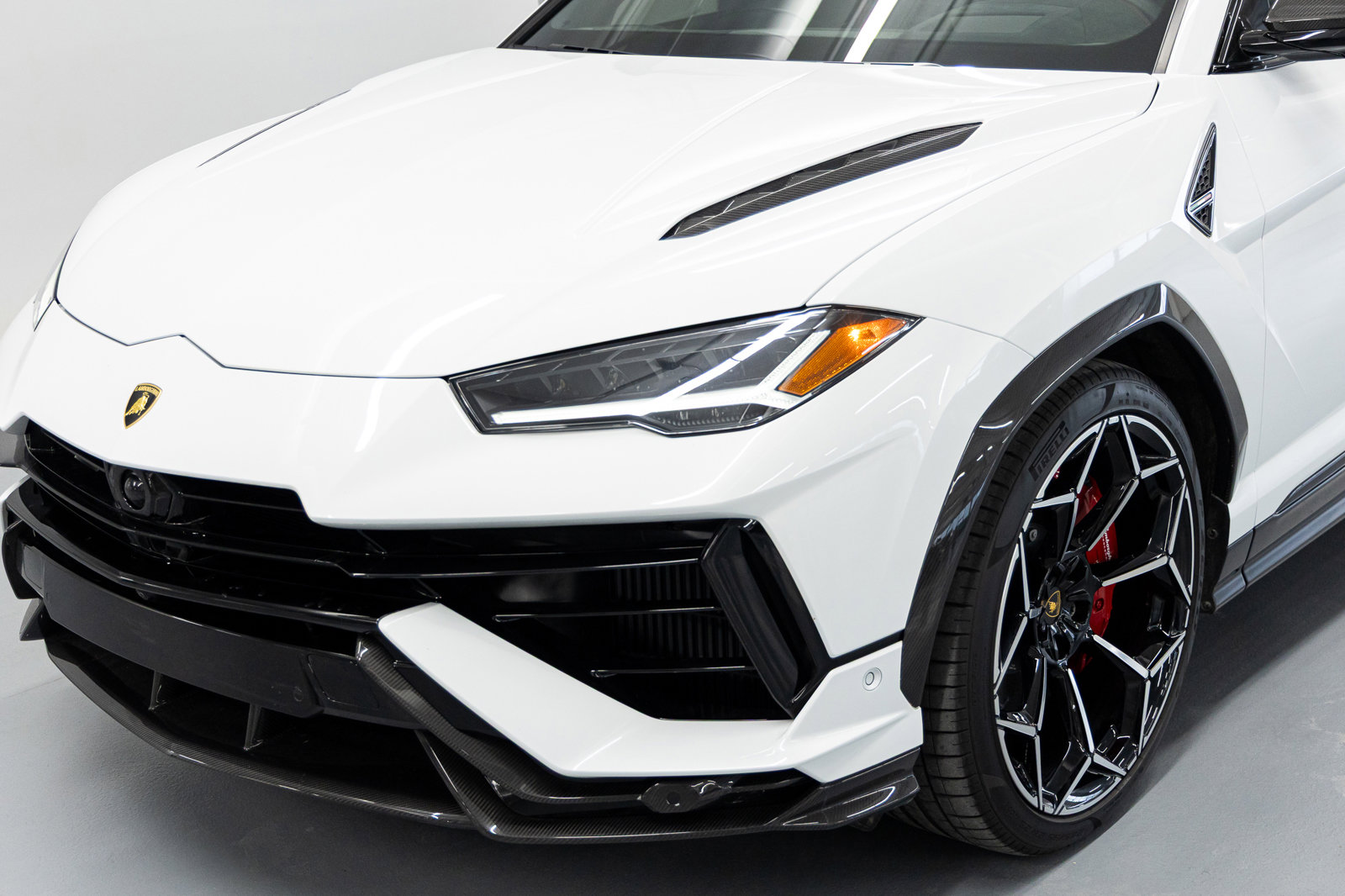 Used 2024 Lamborghini Urus Performante image 11