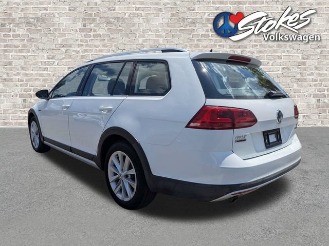Used 2017 Volkswagen Golf Alltrack S AWD/4WD image 6