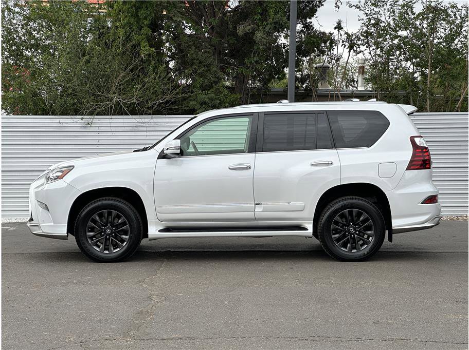 Used 2017 Lexus GX 460 AWD/4WD image 13