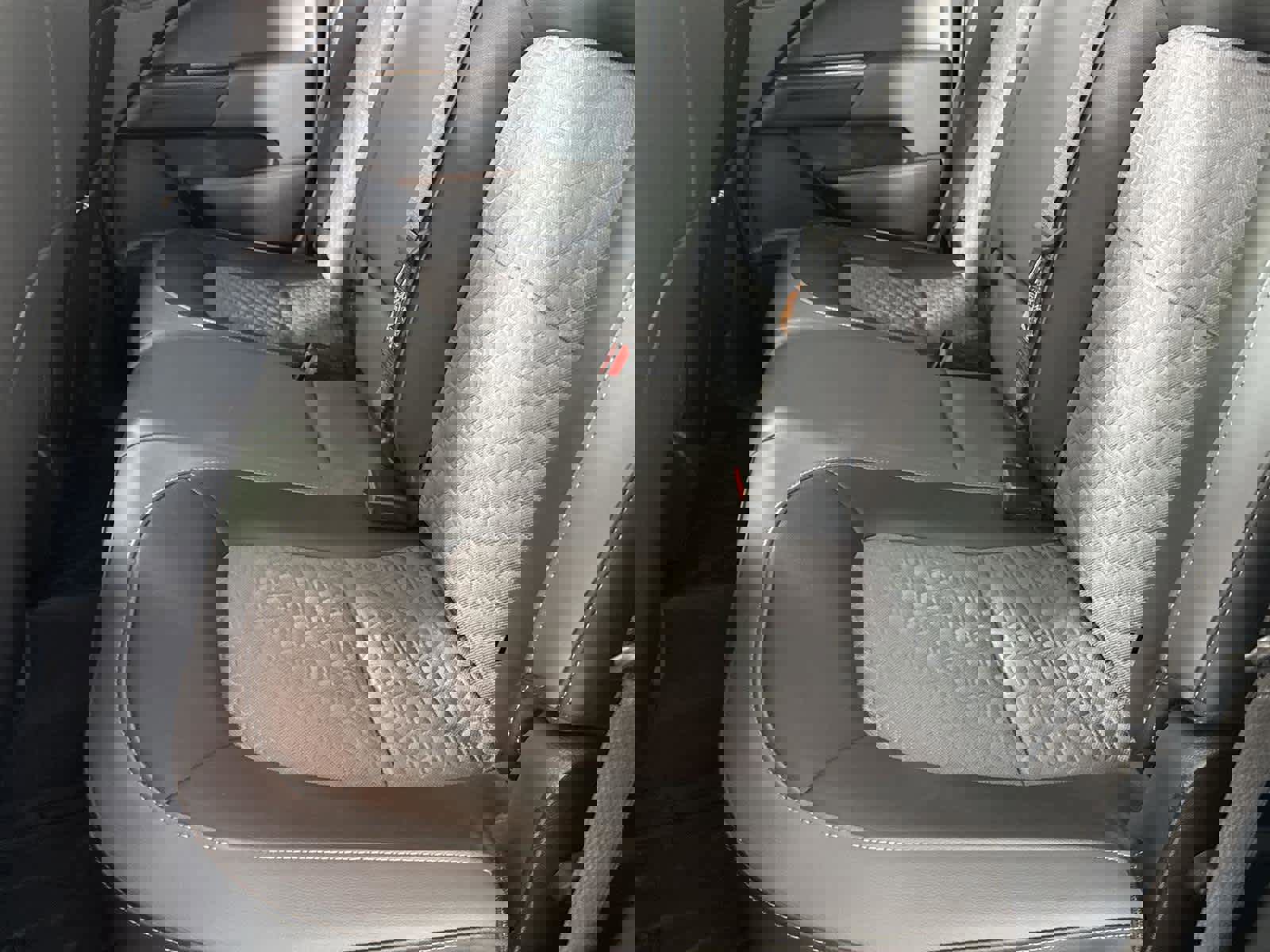 Used 2021 Chevrolet Colorado Z71 w/ Safety Package image 14