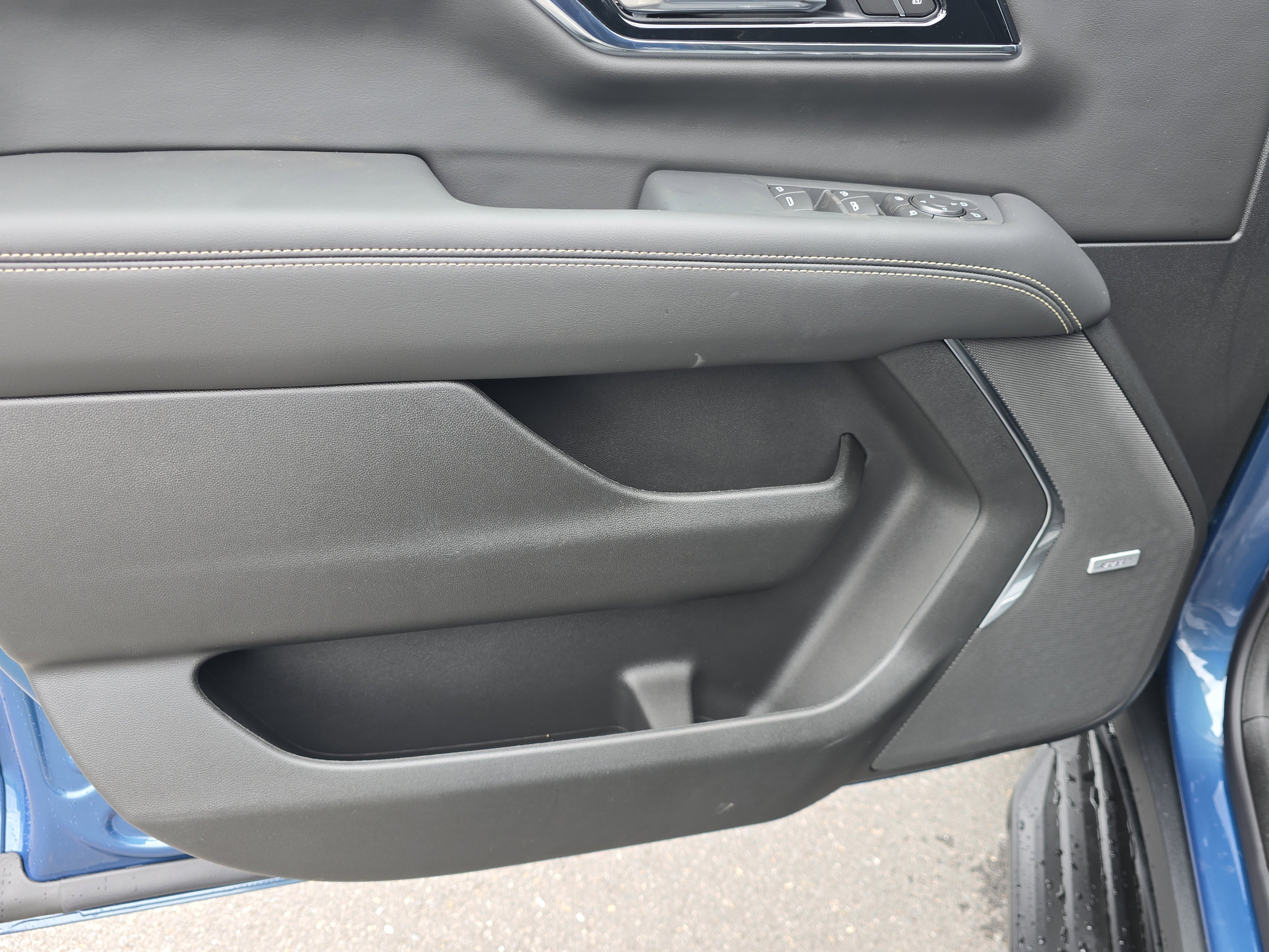 New 2026 GMC Yukon Elevation w/ LPO, Floor Liner Package image 15