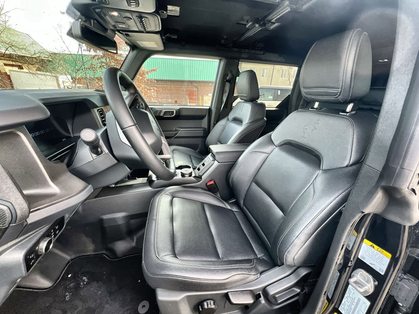 New 2025 Ford Bronco Badlands image 13