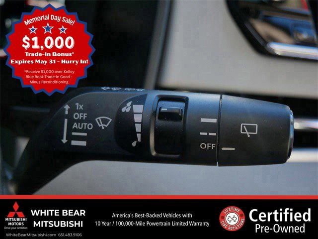 Used 2025 Mitsubishi Outlander SEL AWD/4WD image 29