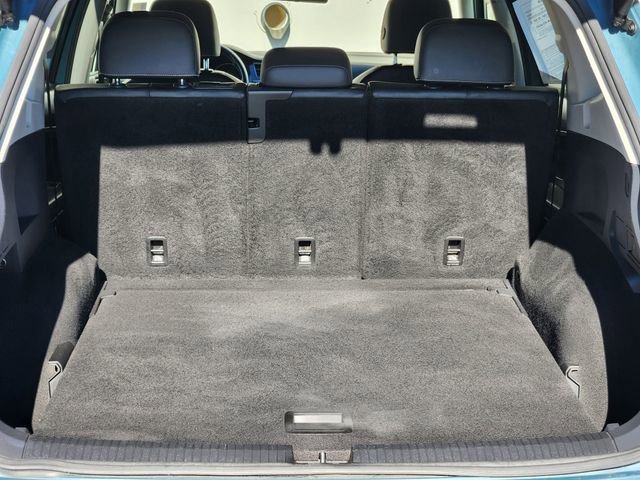 Used 2021 Volkswagen Tiguan SE image 20