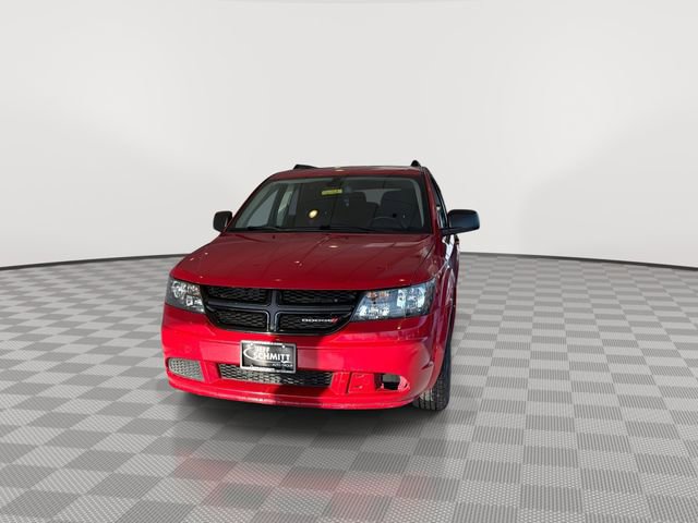 Used 2020 Dodge Journey SE w/ SE Popular Equipment Group image 4