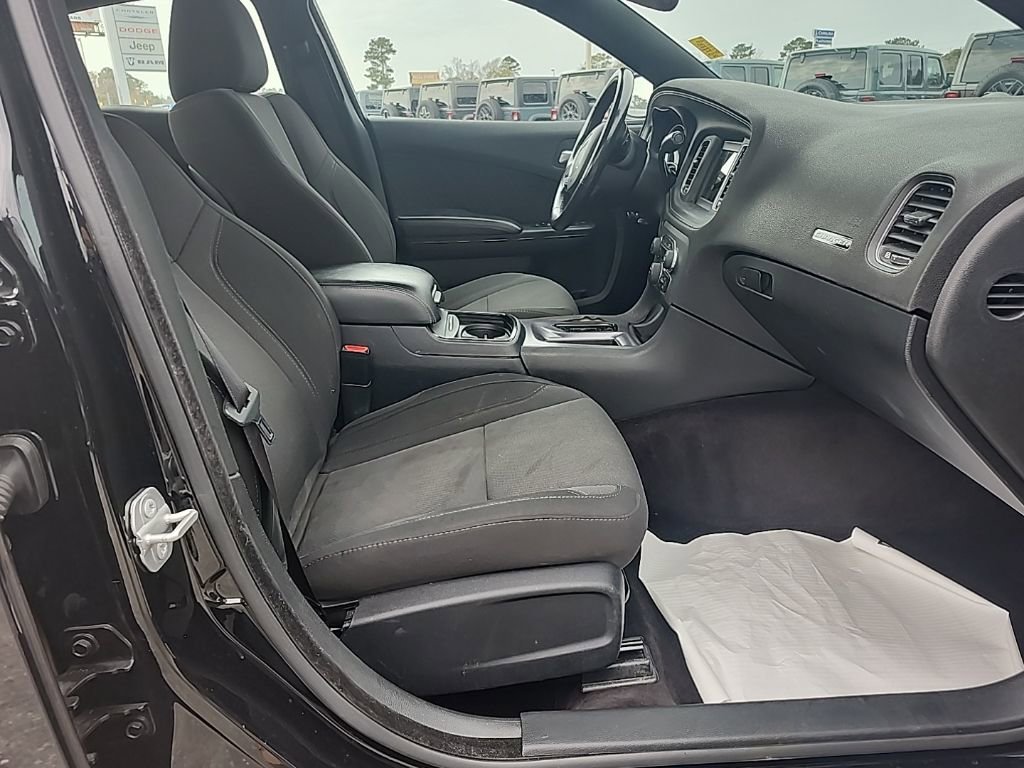 Used 2020 Dodge Charger Police w/ Street Appearance Group image 15