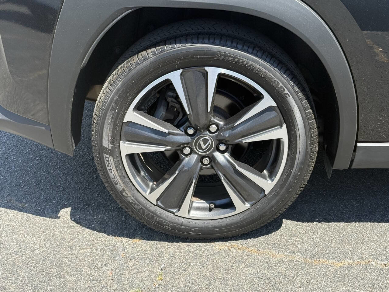 Used 2019 Lexus UX 200 w/ Premium Package image 38