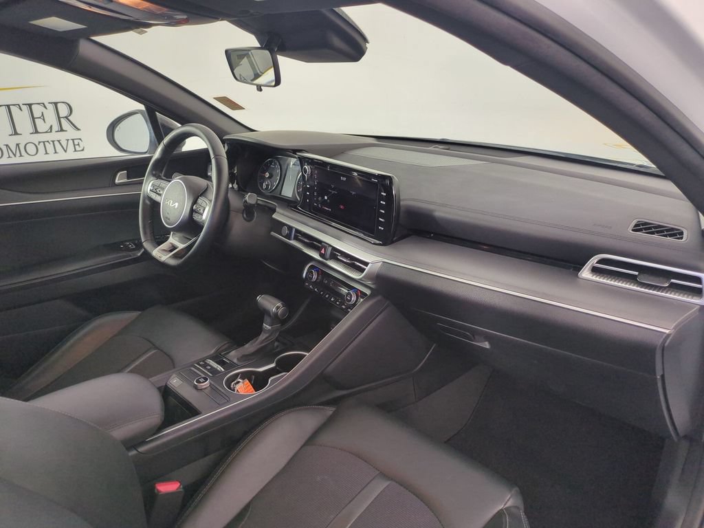 Used 2022 Kia K5 GT-Line FWD image 36