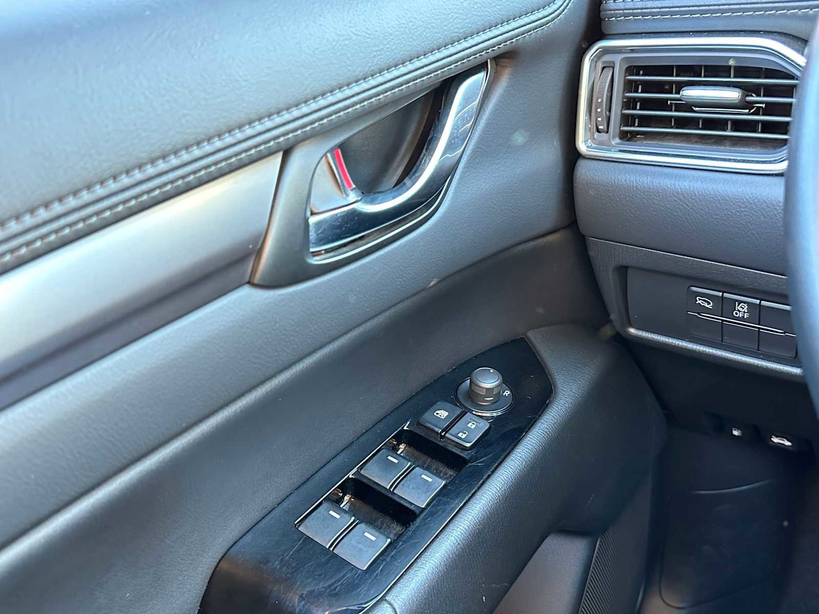 Used 2024 MAZDA CX-5 AWD 2.5 S w/ Select Package image 33