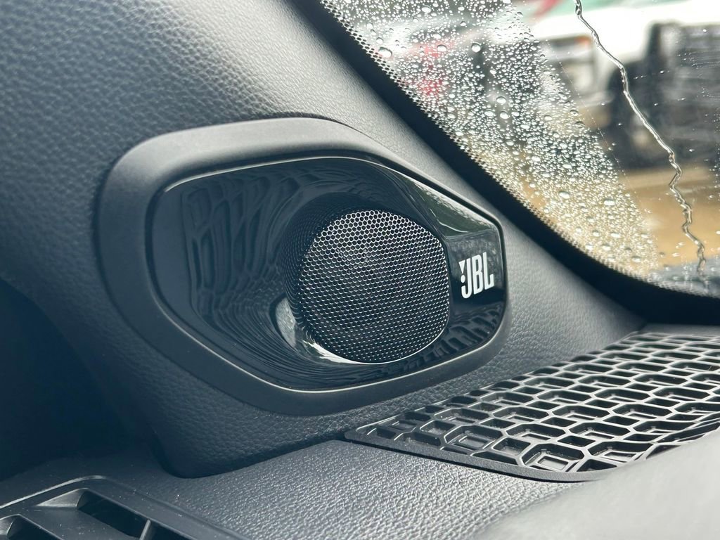 Used 2025 Toyota 4Runner Limited image 28