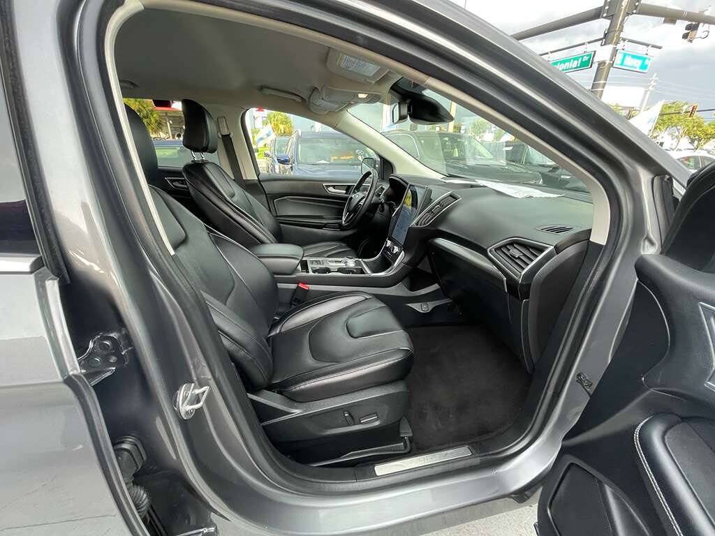 Used 2022 Ford Edge Titanium AWD/4WD image 20