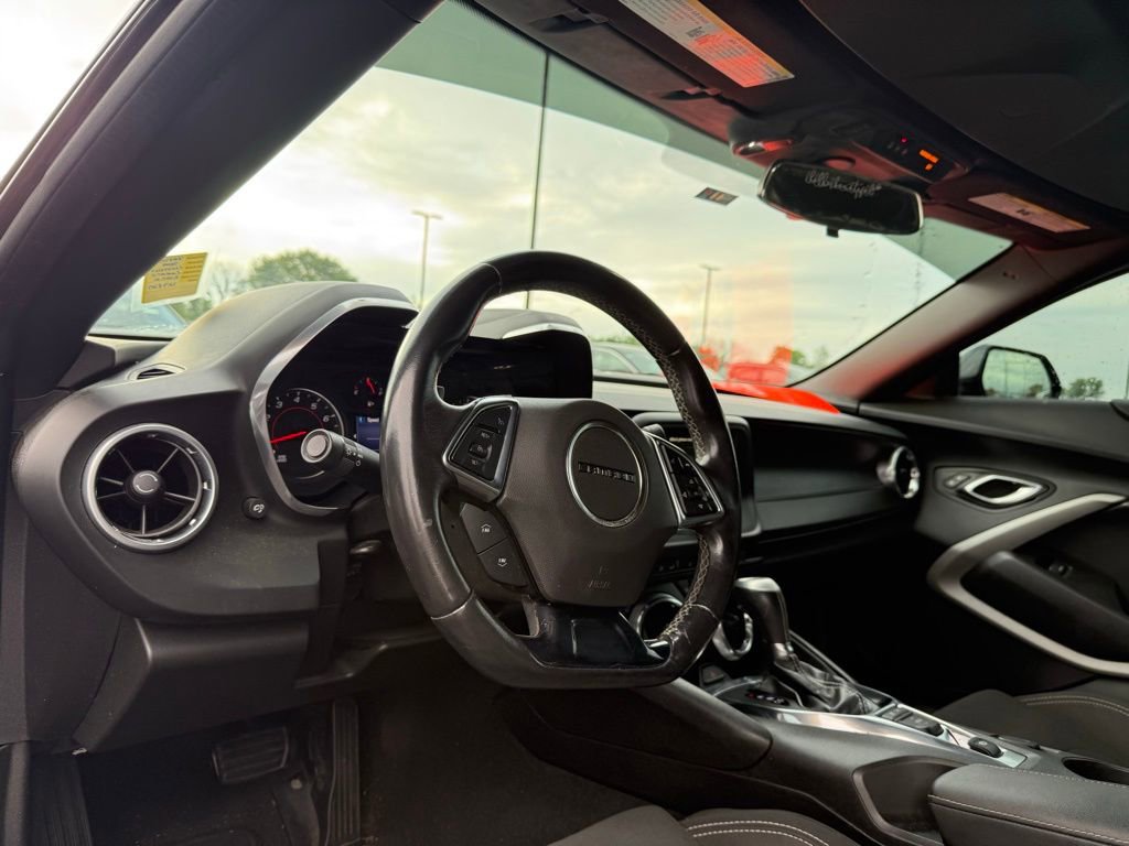 Used 2019 Chevrolet Camaro LT RWD image 10