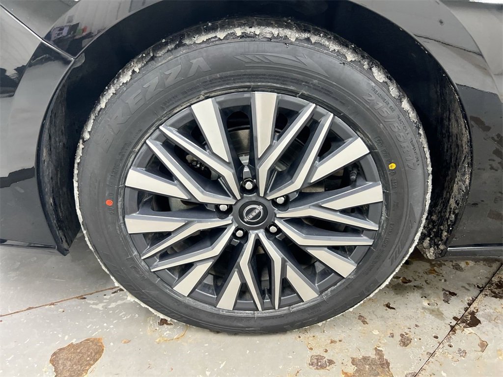 Used 2023 Nissan Altima 2.5 SV image 25