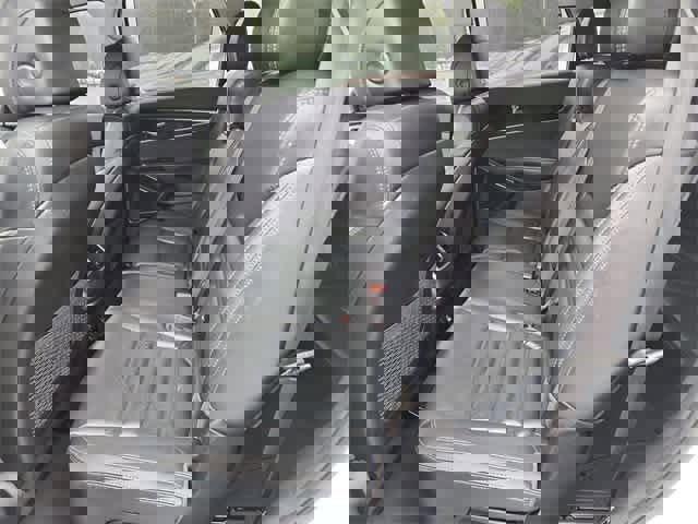 Used 2017 Kia Sorento SX image 18