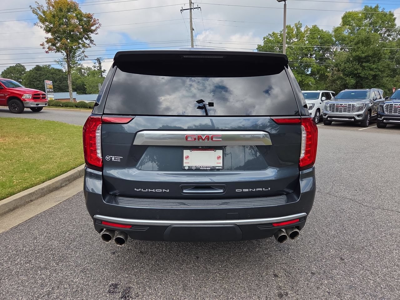Used 2021 GMC Yukon Denali w/ Denali Ultimate Package AWD/4WD image 7