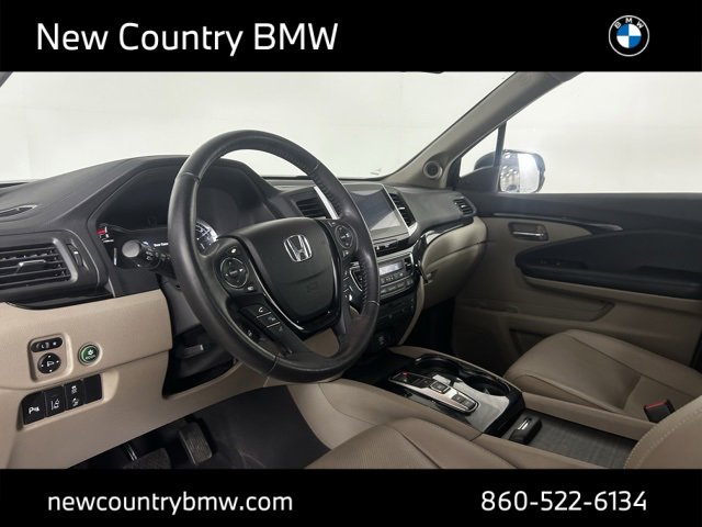 Used 2017 Honda Pilot Elite image 9