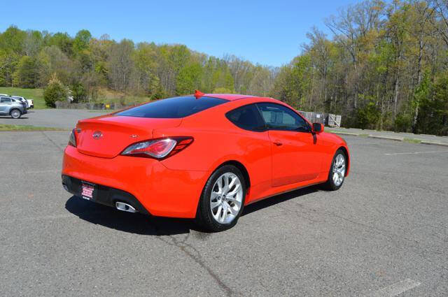Used 2014 Hyundai Genesis 2.0T image 8