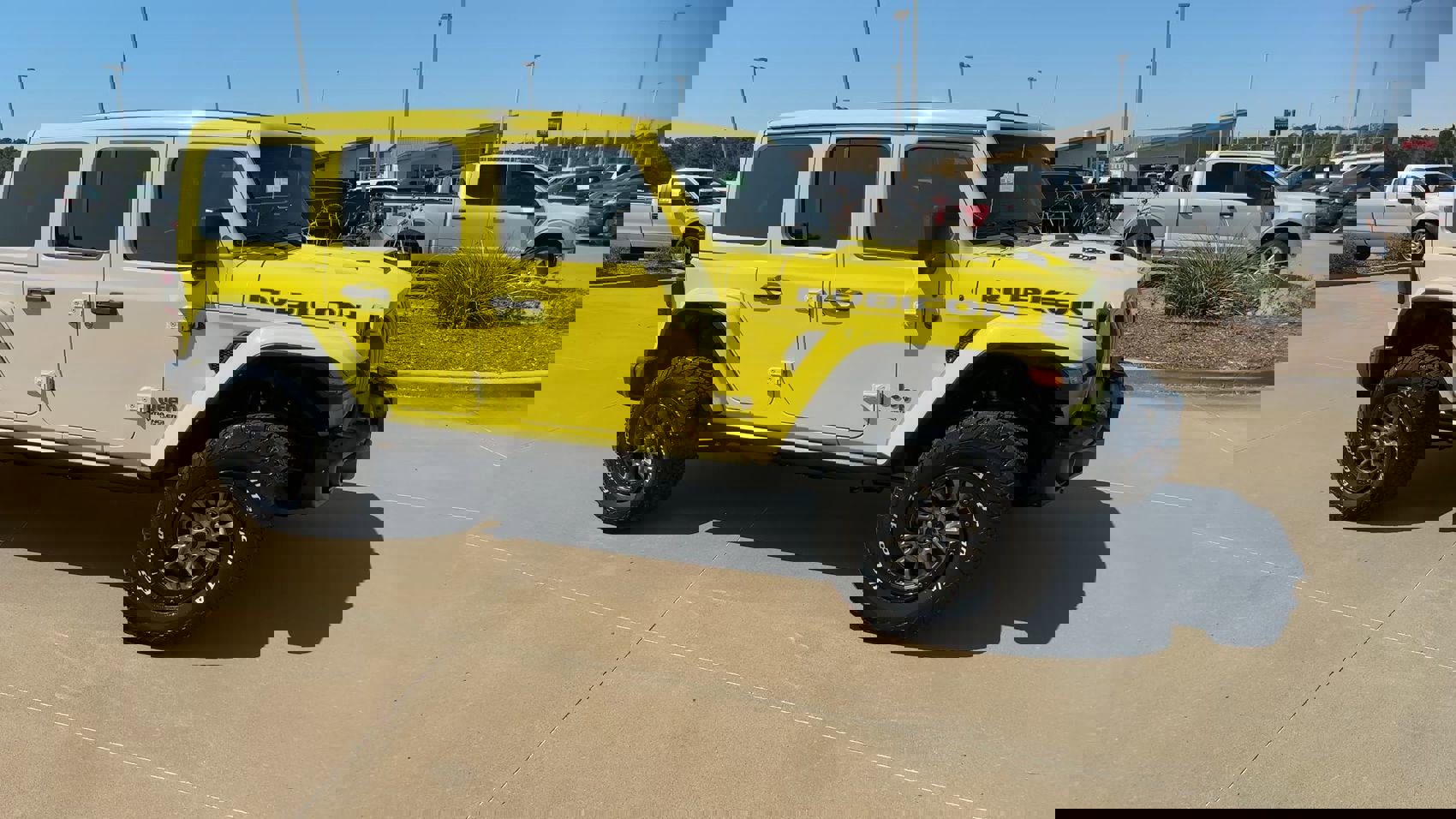 Used 2022 Jeep Wrangler Unlimited Rubicon w/ Trailer Tow Package image 9