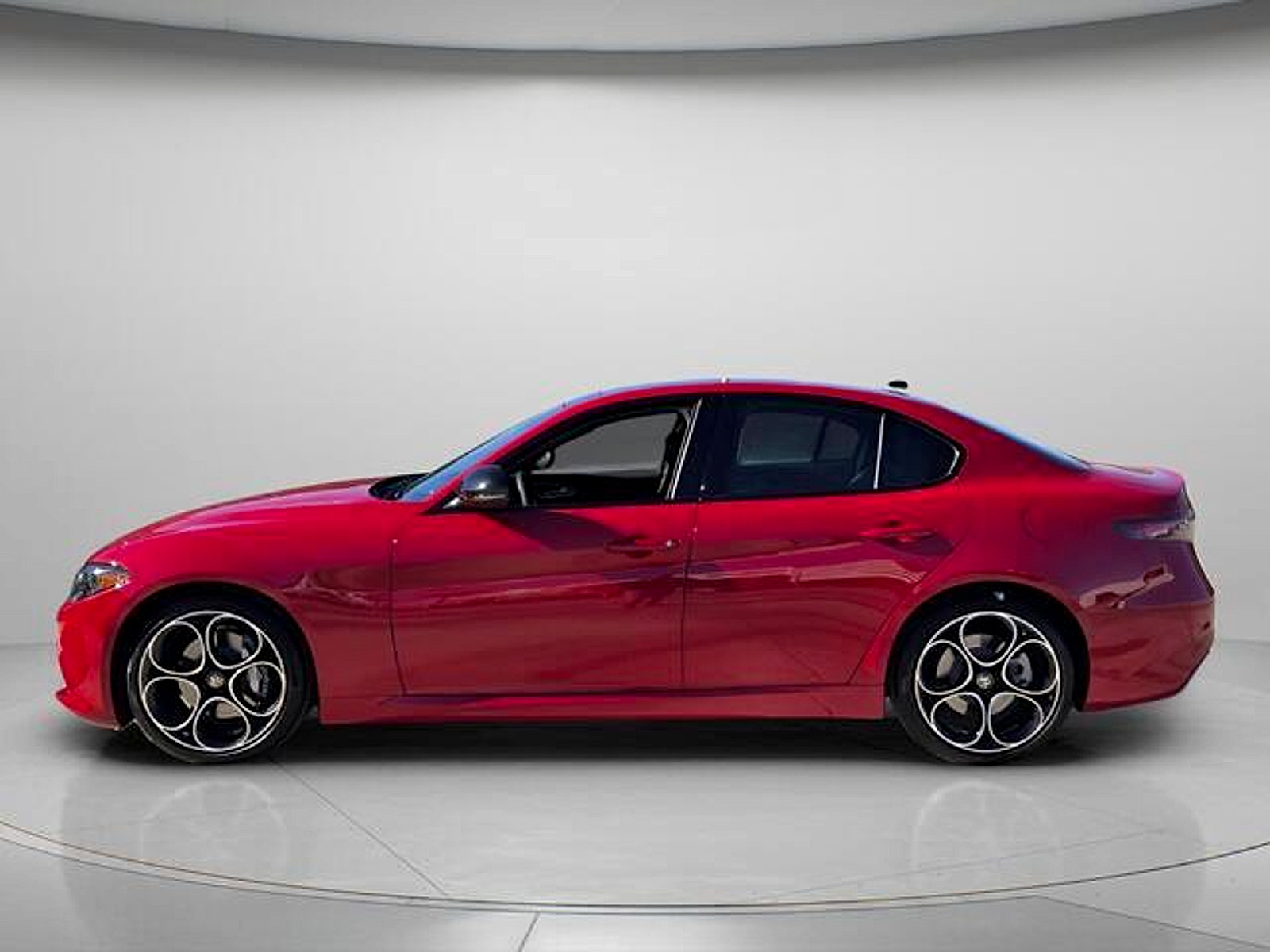 New 2026 Alfa Romeo Giulia w/ Driving Assist Package RWD image 2