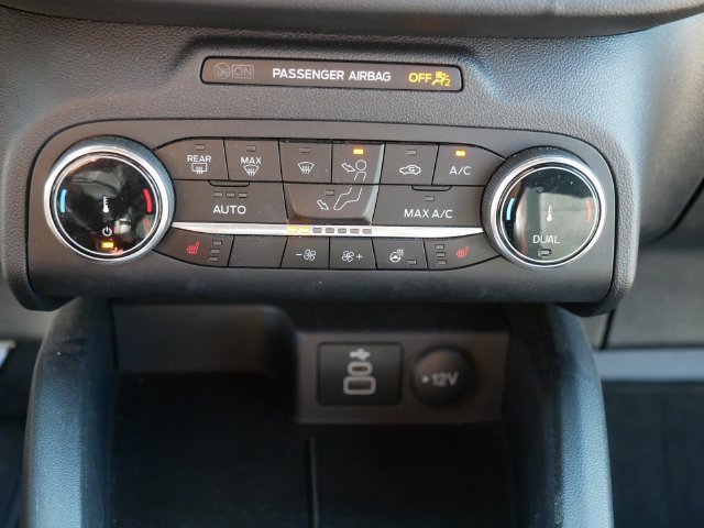 Used 2025 Ford Escape ST-Line Select AWD/4WD image 30