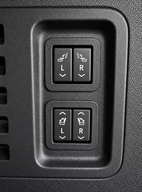 Used 2026 Chevrolet Traverse RS AWD/4WD image 13