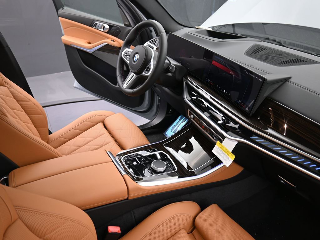 New 2026 BMW X5 M60i w/ Climate Comfort Package image 19